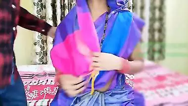 Man in checkered shirt fucks Desi lovely and erupts XXX juice on ass