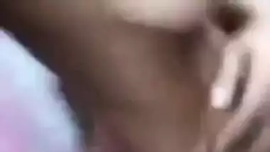 Desi horny girl fingering pussy