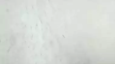 Desi XXX chick showing her boobs and shaved pussy on selfie cam