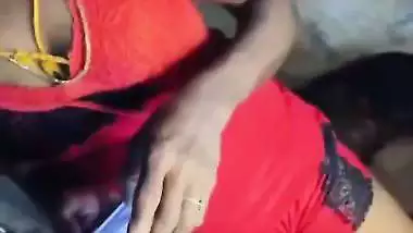 Bellary lady gives a Telugu blowjob to a Bihari laborer