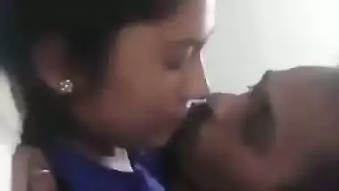 Indian mouthfucking with GF