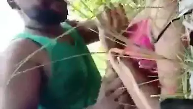 Trapping desi village girl and fucking her outdoor MMS