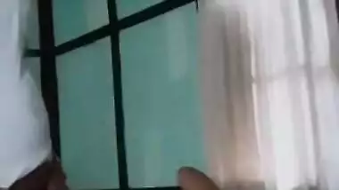 Alone Desi XXX sister sucking her horny brother’s big dick MMS
