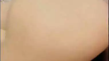 Desi sex videos of a guy fucking a milf and her daughter