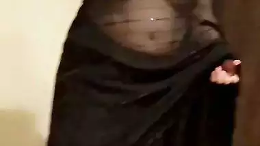 Transparent saree boobs show and naked video of busty wife