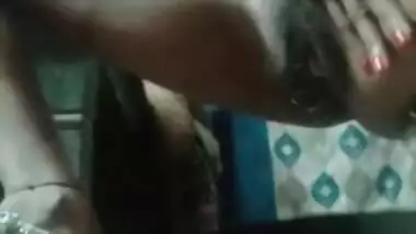 There is no penis and the Indian aunty has to masturbate hairy pussy