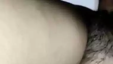 Girl takes her first dick in her tight pussy in xxx MMS