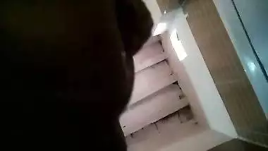 Shameless desi girl spreading ass in bath