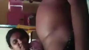 Today Exclusive- Horny Tamil Couple Romance And Handjob On Liver App Show