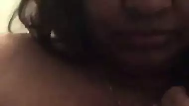 Big boobs Indian aunty Boob play MMS