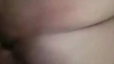 Hyderabadi guy fucks GF’s shaved cunt in Telugu sex video