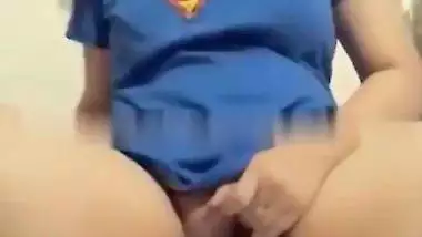 Big boobs super girl fingers her shaved pussy