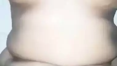 Mature chubby auntie gets her fat XXX twat plowed hard by Desi dude
