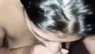 All-natural Bhabhi gives a XXX blowjob to the young Desi man behind cam