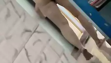 Mom cleaning bathroom in naked caught by son