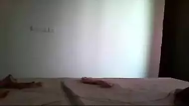 Pune girlfriend’s home made masturbation mms