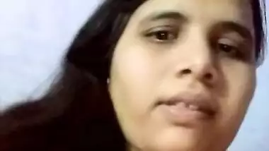 Paki Milf From Karach 3 Clips Part 2