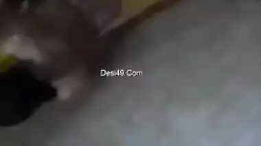 Risky lad sneaks into the bathroom to film the Desi washing her body