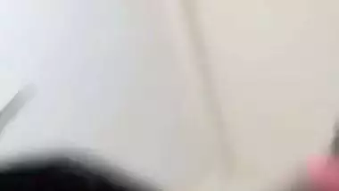 Man fucks a Patna girl and records Bihari sex video