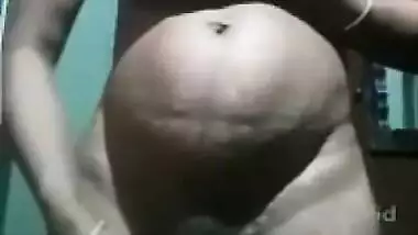 Desi Sexy Girl Taking Off Saree Blouse Showing Big Tits And Having Sex Alone