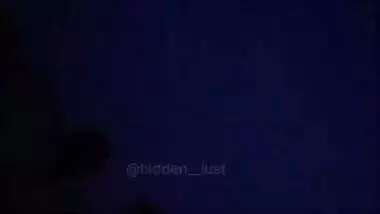 Sexy hotwife gets fuck by a bhel vendor in Indian MMS porn