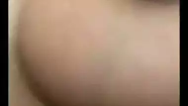 College girl on WhatsApp showing boobs viral xxx