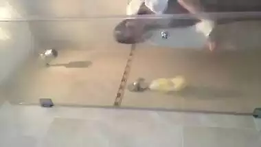 Solo XXX video of adorable Desi girl relaxing fully naked in shower