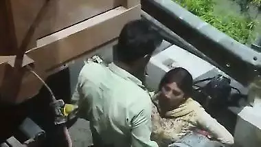 Roadside romance and sex caught by employee viral clip